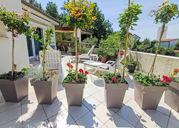 Vlasta-2 By Interhome Apartman