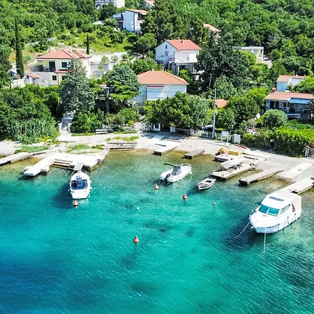 Vlasta-2 By Interhome Apartmán